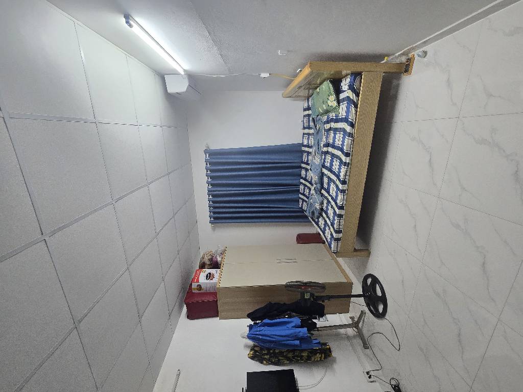 Bán nhà Vĩnh Hưng - diện tích 36.8m2 2 tầng - Ngõ 200 rộng OTO tránh - giá 2,3 tỷ