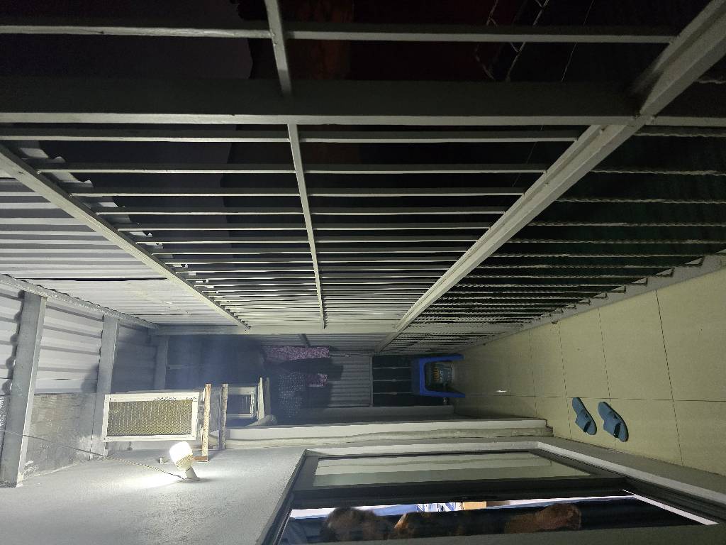 Bán nhà Vĩnh Hưng - diện tích 36.8m2 2 tầng - Ngõ 200 rộng OTO tránh - giá 2,3 tỷ