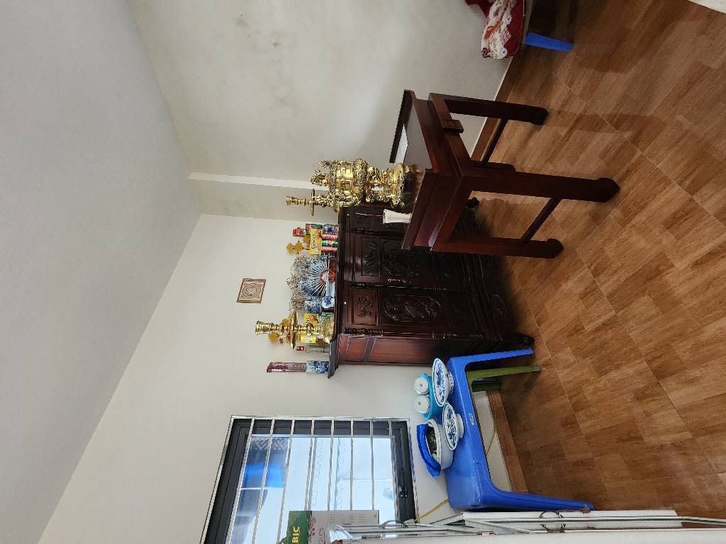 Bán nhà Hoàng Mai - diện tích 30.2m2 5 tầng - Ô tô đỗ cửa - giá 8,2 tỷ