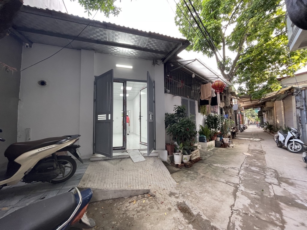 Bán nhà Ngách Đoàn Kết - diện tích 63m2 1 tầng - ngõ ô tô - giá 2,2 tỷ