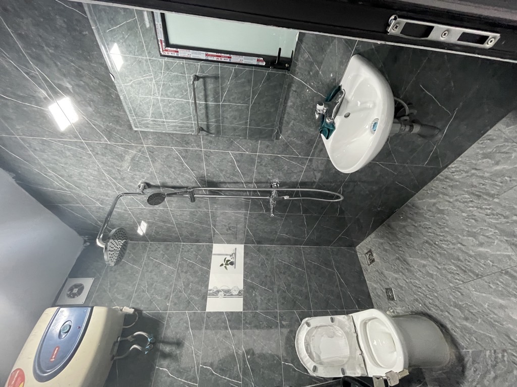 Bán nhà Ngách Đoàn Kết - diện tích 63m2 1 tầng - ngõ ô tô - giá 2,2 tỷ