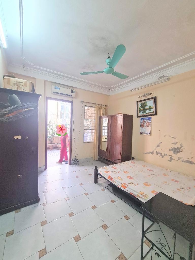 Bán nhà Mai Động - diện tích 39m2 3 tầng - Ô tô lùi cửa - giá 8,2 tỷ