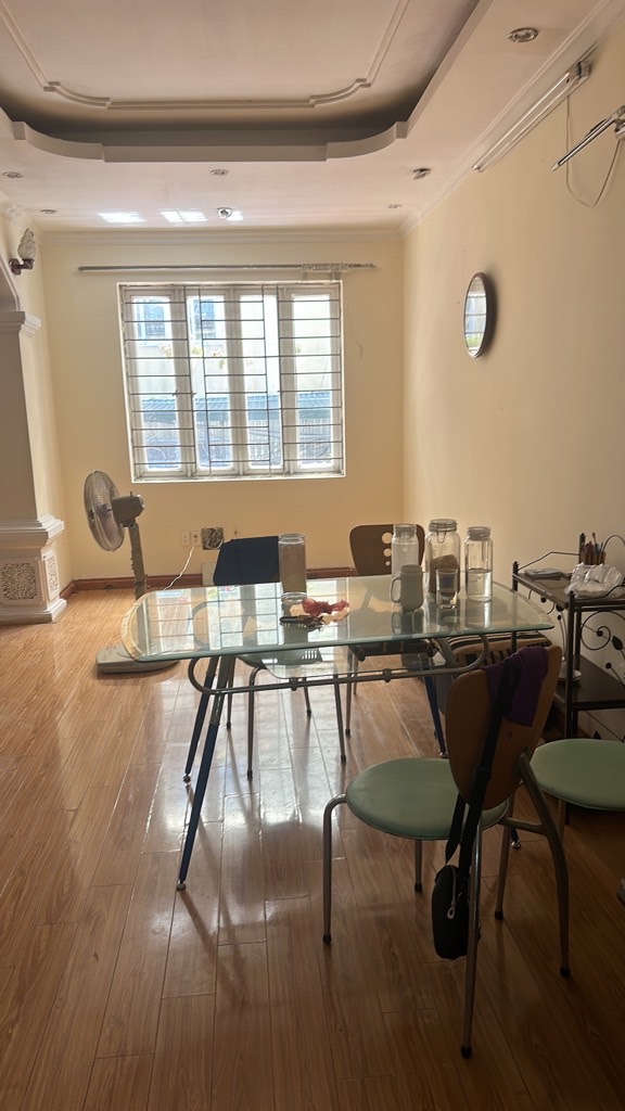 Bán nhà Mai Động - diện tích 39m2 3 tầng - Ô tô lùi cửa - giá 8,2 tỷ