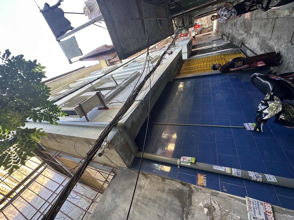 Bán nhà Mai Động - diện tích 39m2 3 tầng - Ô tô lùi cửa - giá 8,2 tỷ