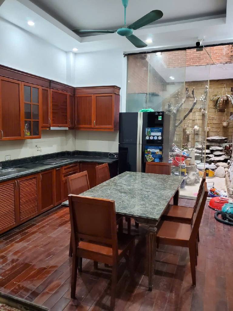 Bán nhà Đặng Tiến Đông - diện tích 51.4m2 5 tầng - Ô TÔ THÔNG VÀO THOẢI MÁI - giá 19,2 tỷ