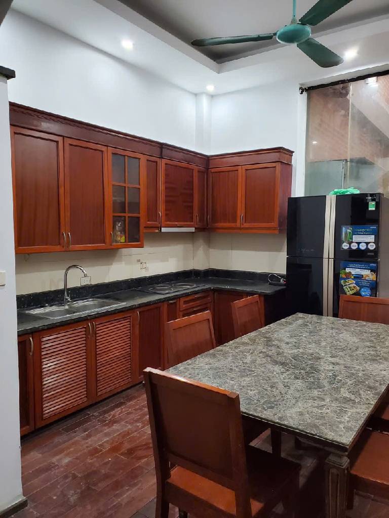 Bán nhà Đặng Tiến Đông - diện tích 51.4m2 5 tầng - Ô TÔ THÔNG VÀO THOẢI MÁI - giá 19,2 tỷ