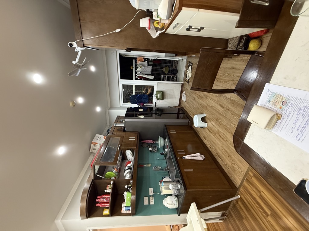 Bán nhà Trần Hoà - diện tích 69,9m2 18 tầng - Căn hộ chung cư đẹp - giá 5,7 tỷ