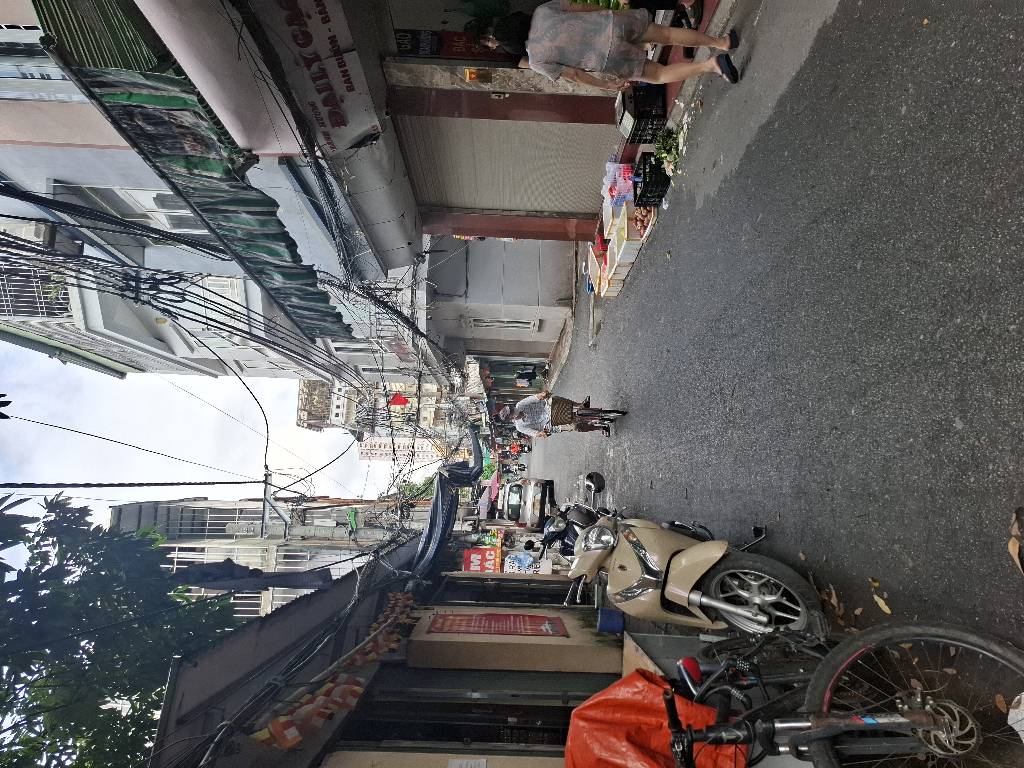 Bán nhà Tân Mai - diện tích 80m2 2 tầng - Mặt tiền khủng 14m - giá 22 tỷ