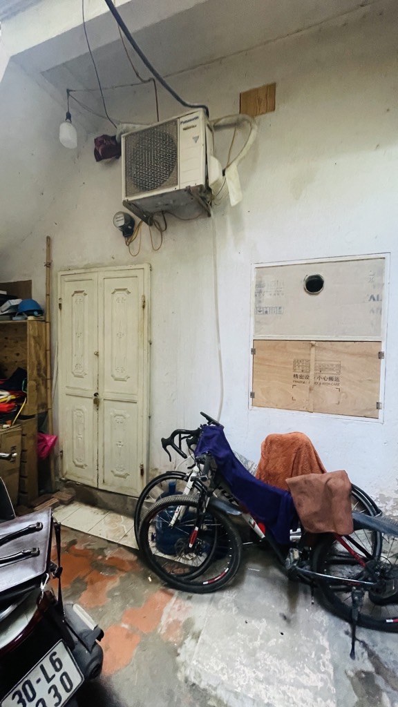 Bán nhà Trương Định - diện tích 17m2 3 tầng - Cần bán gấp - giá 2,25 tỷ