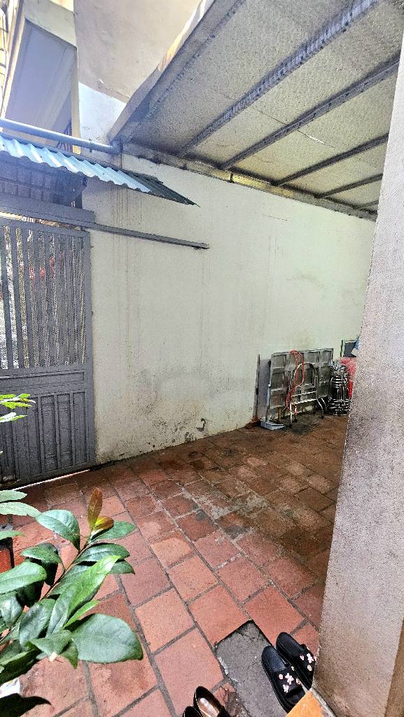 Bán nhà Sở Thượng - diện tích 57.3m2 4 tầng - Ô TÔ TẢI ĐỖ CỔNG - giá 12,5 tỷ