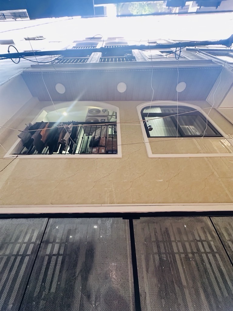 Bán nhà Hoàng Văn Thái - diện tích 60.2m2 7 tầng - Căn hộ dịch vụ vị trí đẹp - giá 20,5 tỷ