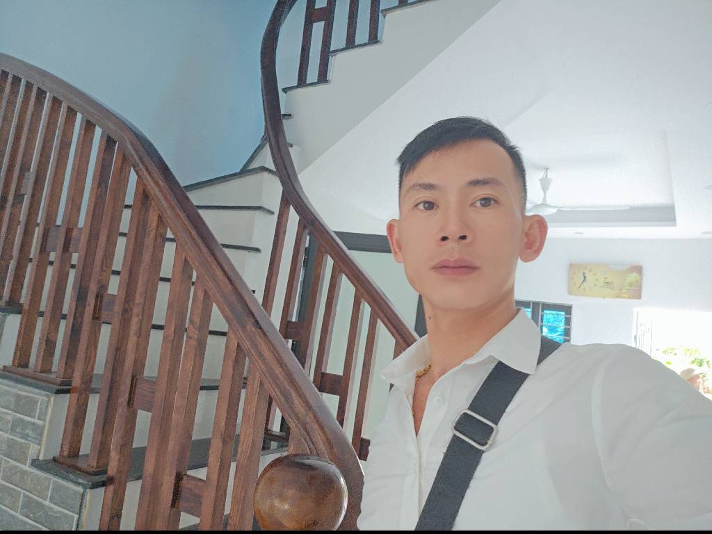 Bán nhà Định Công Thượng - diện tích 42m2 2 tầng - Lô góc 3 thoáng vĩnh viễn - giá 3,2 tỷ