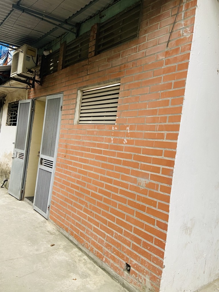 Bán nhà Mai Động - diện tích 60m2 2 tầng - Tập thể tầng 1 đẹp ở ngay - giá 4,1 tỷ