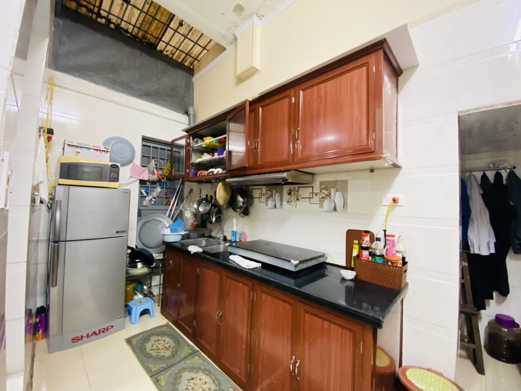 Bán nhà Mai Động - diện tích 60m2 2 tầng - Tập thể tầng 1 đẹp ở ngay - giá 4,1 tỷ