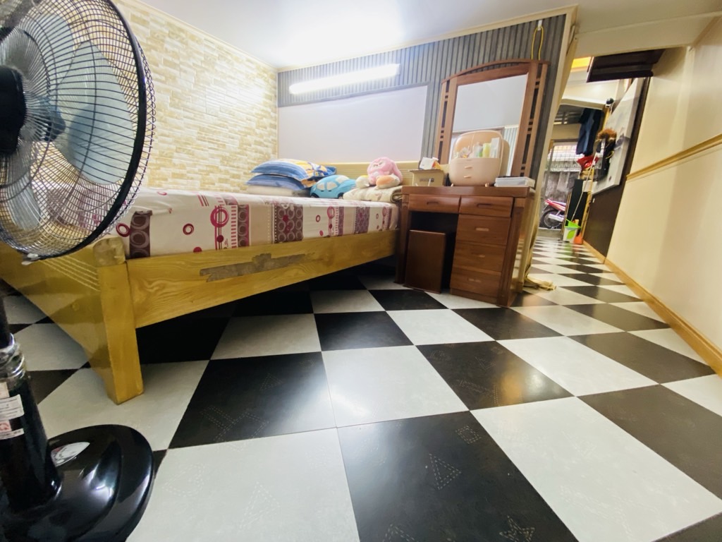 Bán nhà Mai Động - diện tích 60m2 2 tầng - Tập thể tầng 1 đẹp ở ngay - giá 4,1 tỷ