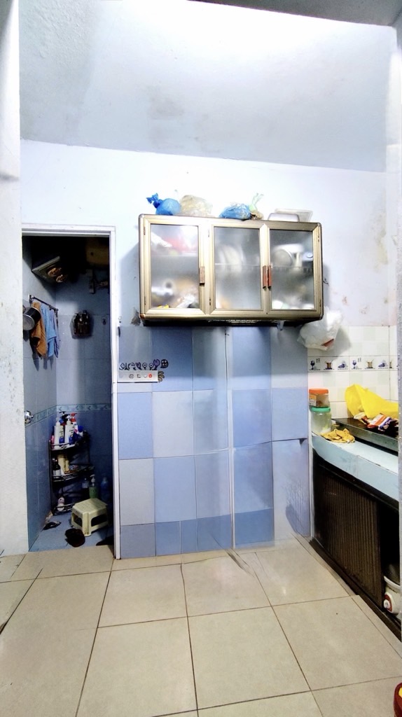 Bán nhà Khương Đình - diện tích 153m2 3 tầng - Ô TÔ ĐỖ CỔNG 50M RA MẶT PHỐ - giá 22,5 tỷ