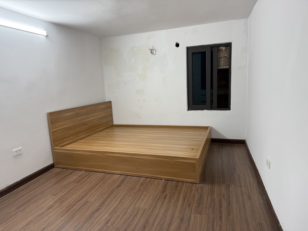 Bán nhà Trương Định - diện tích 34m2 5 tầng - Ô TÔ 4 CHỖ QUA - giá 7,5 tỷ