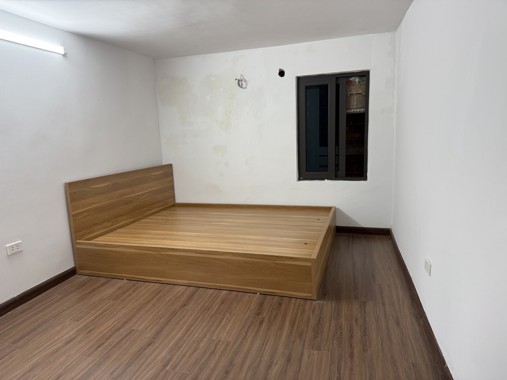 Bán nhà Trương Định - diện tích 34m2 5 tầng - Ô TÔ 4 CHỖ QUA - giá 7,5 tỷ