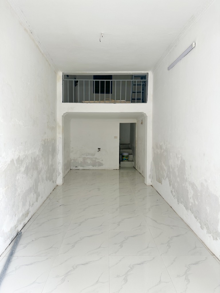 Bán nhà Nguyễn Tuân - diện tích 35m2 2 tầng - Mặt phố - giá 15,68 tỷ