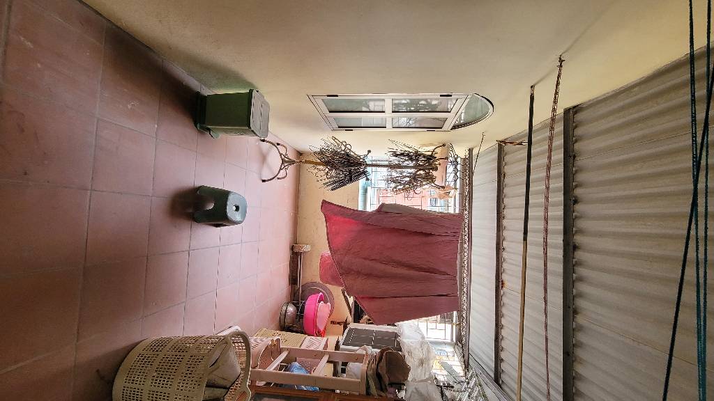 Bán nhà Trương Định - diện tích 70m2 2 tầng - ô tô tránh - giá 13,2 tỷ