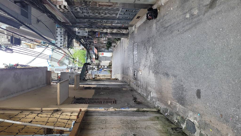 Bán nhà Trương Định - diện tích 70m2 2 tầng - ô tô tránh - giá 13,2 tỷ