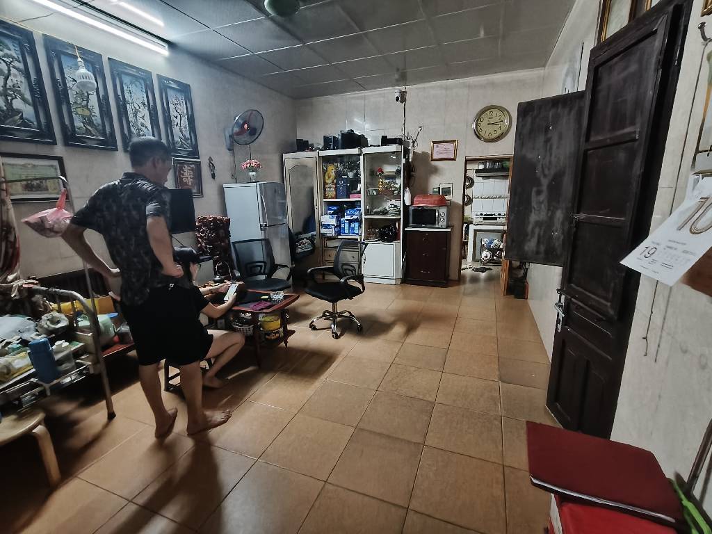 Bán nhà Ngõ limh quang - diện tích 51.1m2 3 tầng - Đất vàng mặt ngõ thông - giá 12,3 tỷ