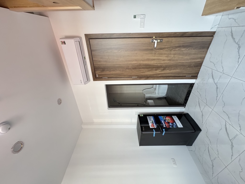 Bán nhà Minh Khai - diện tích 44m2 6 tầng - Thang máy - giá 13 tỷ