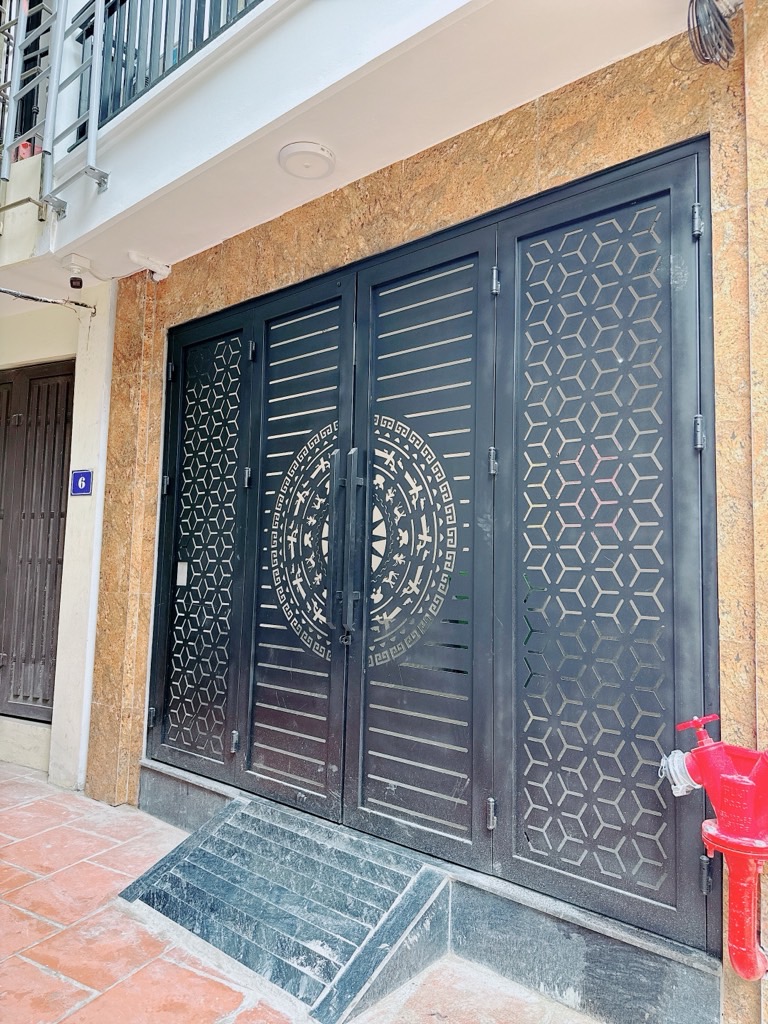 Bán nhà Minh Khai - diện tích 44m2 6 tầng - Thang máy - giá 13 tỷ