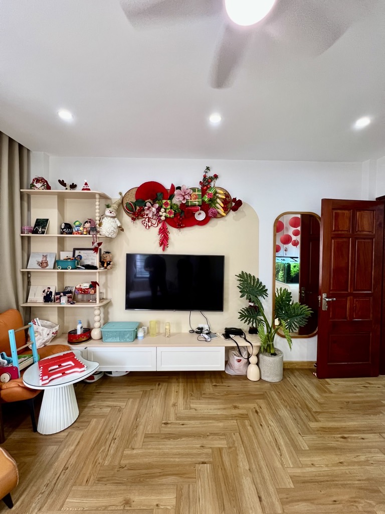 Bán nhà Kim Ngưu - diện tích 40.6m2 6 tầng - Ngõ ô tô tránh - giá 12,9 tỷ