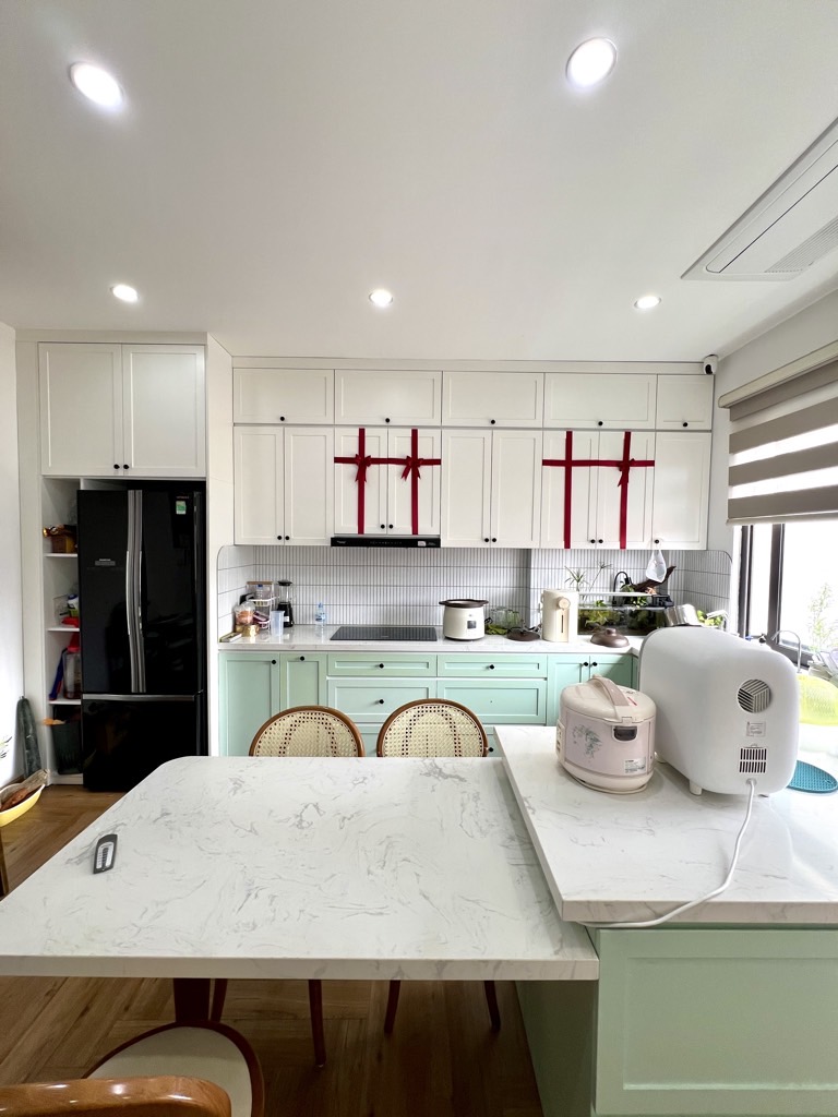 Bán nhà Kim Ngưu - diện tích 40.6m2 6 tầng - Ngõ ô tô tránh - giá 12,9 tỷ