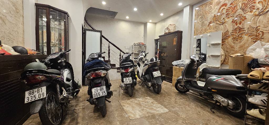 Bán nhà Linh Quang - diện tích 38.7m2 4 tầng - Lô Góc - giá 12,2 tỷ