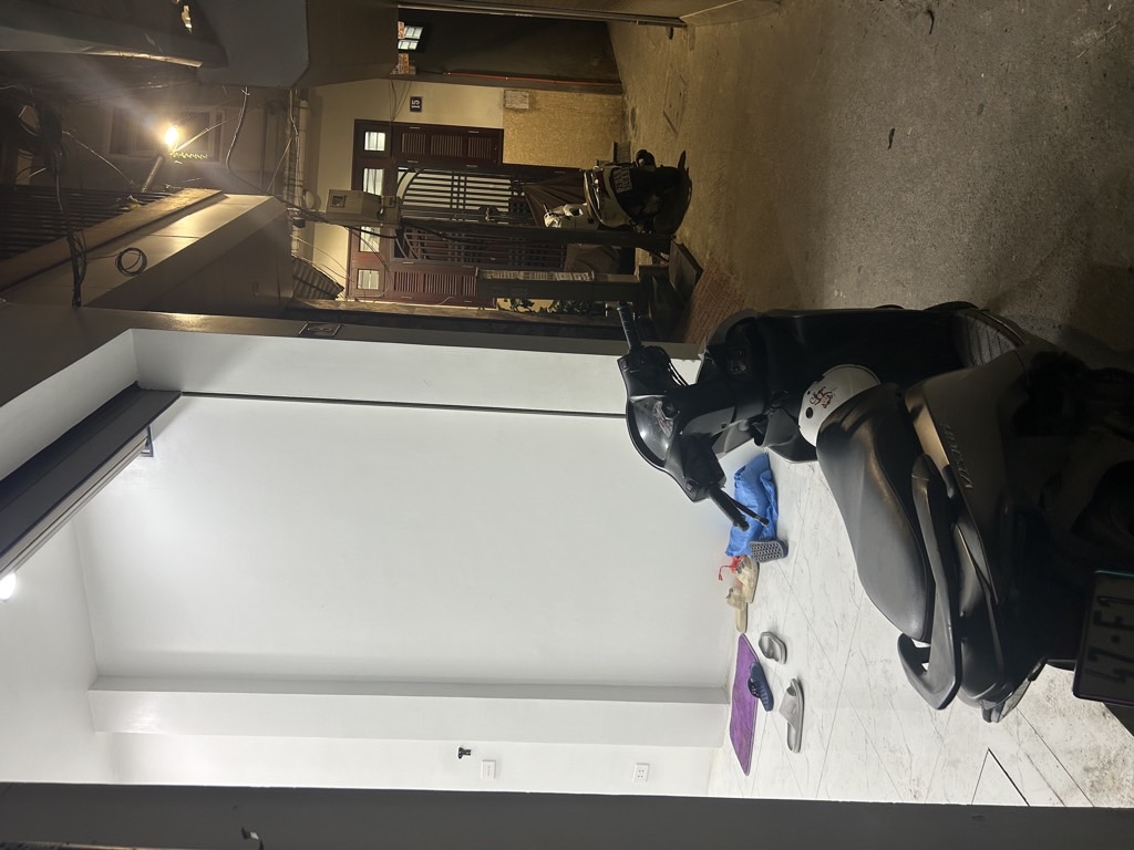 Bán nhà Văn Chương - diện tích 38m2 4 tầng - nhà đẹp - giá 8,3 tỷ