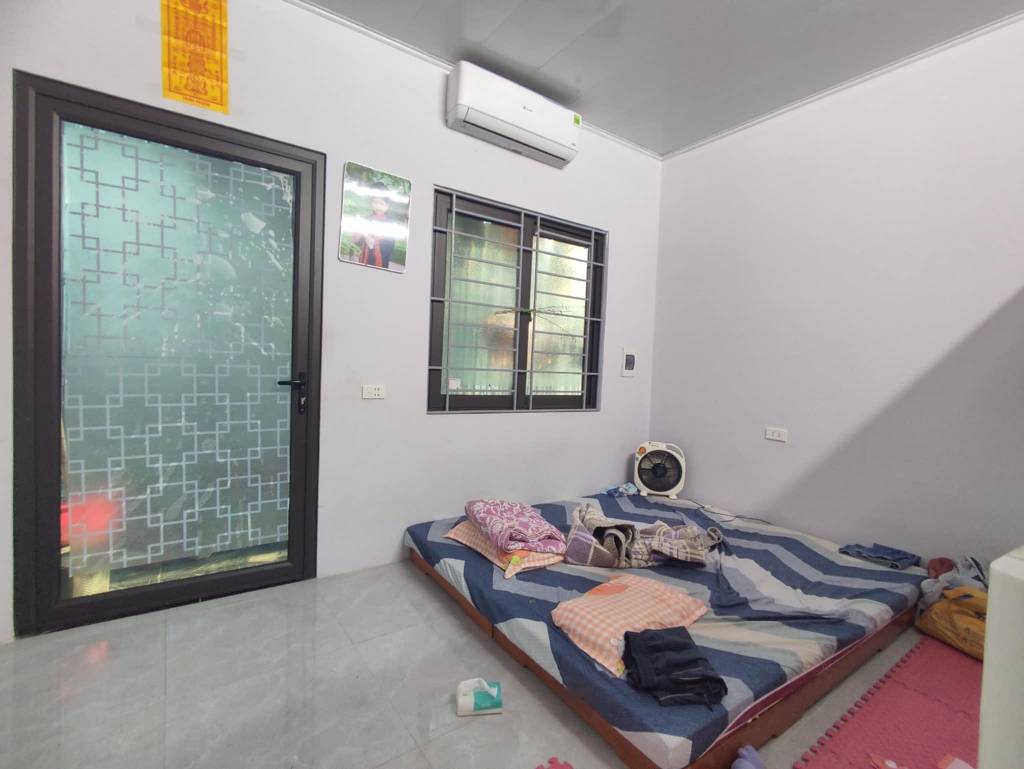 Bán nhà Nguyễn Xiển - diện tích 38m2 2 tầng - Nhà đẹp ở ngay - giá 4,5 tỷ