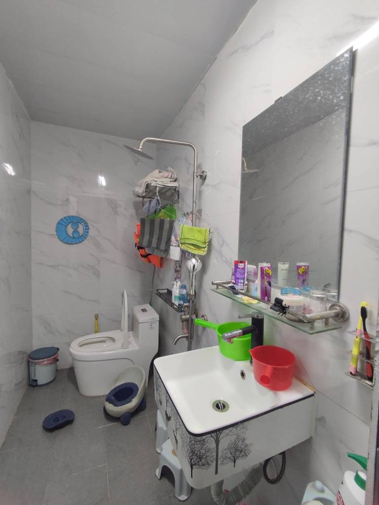 Bán nhà Nguyễn Xiển - diện tích 38m2 2 tầng - Nhà đẹp ở ngay - giá 4,5 tỷ