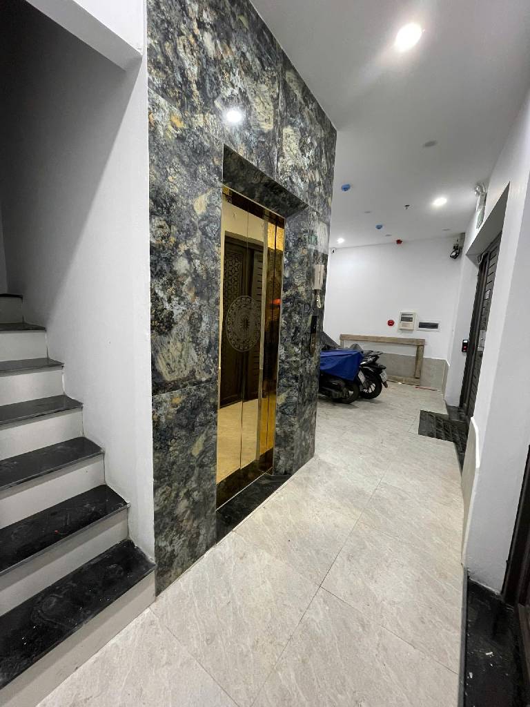 Bán nhà An Trạch - diện tích 47m2 6 tầng - ô tô đỗ cửa - giá 10,5 tỷ