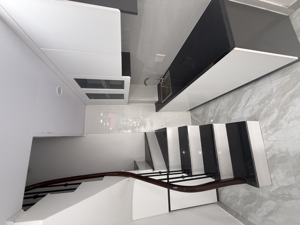 Bán nhà Ngõ Tiến Bộ - diện tích 10m2 4 tầng - Sổ đỏ chính chủ - giá 3,5 tỷ