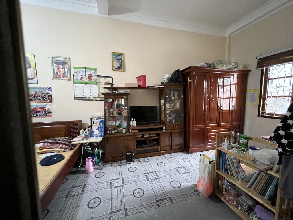 Bán nhà Nguyễn Huy Tưởng - diện tích 76m2 3 tầng - ô tô tránh - giá 13 tỷ