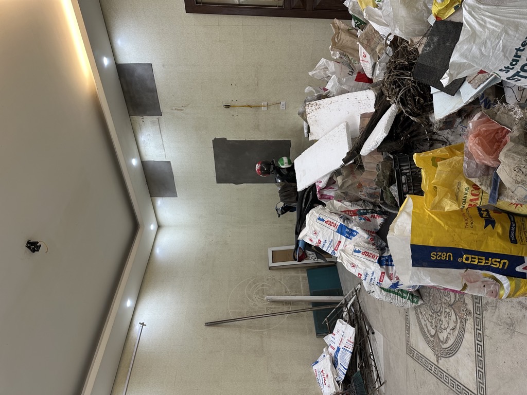 Bán nhà Bạch Mai - diện tích 53m2 3 tầng - Trung tâm quận - sát phố - ngõ thông - giá 10 tỷ