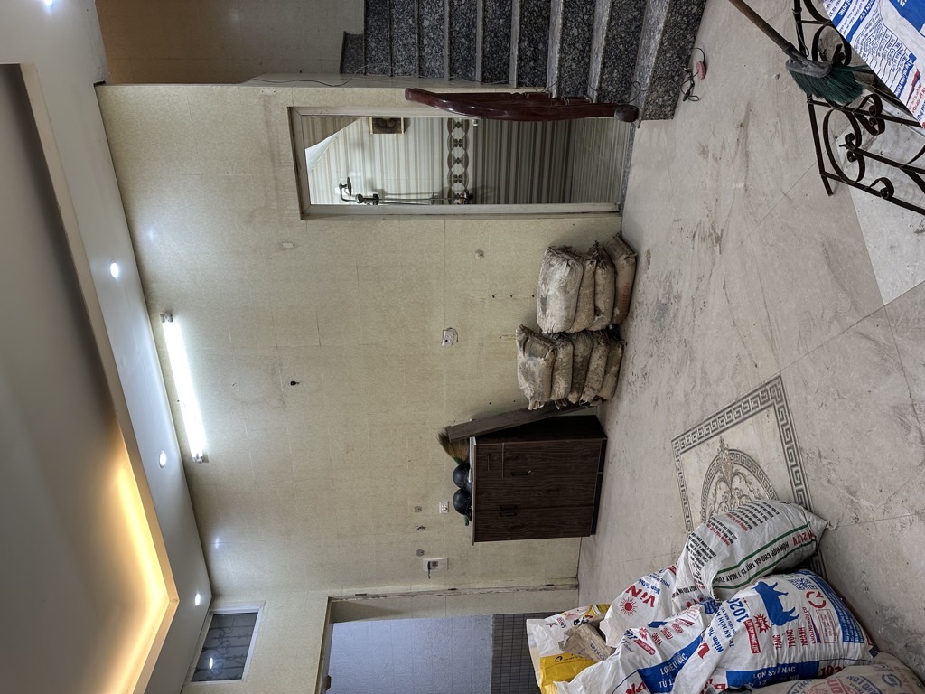 Bán nhà Bạch Mai - diện tích 53m2 3 tầng - Trung tâm quận - sát phố - ngõ thông - giá 10 tỷ