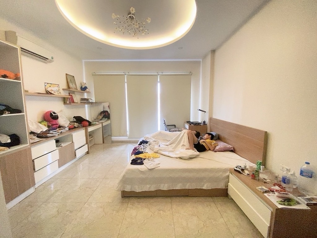 Bán nhà Thanh Lân - diện tích 60m2 4 tầng - Ô tô tránh 10m - giá 12,6 tỷ