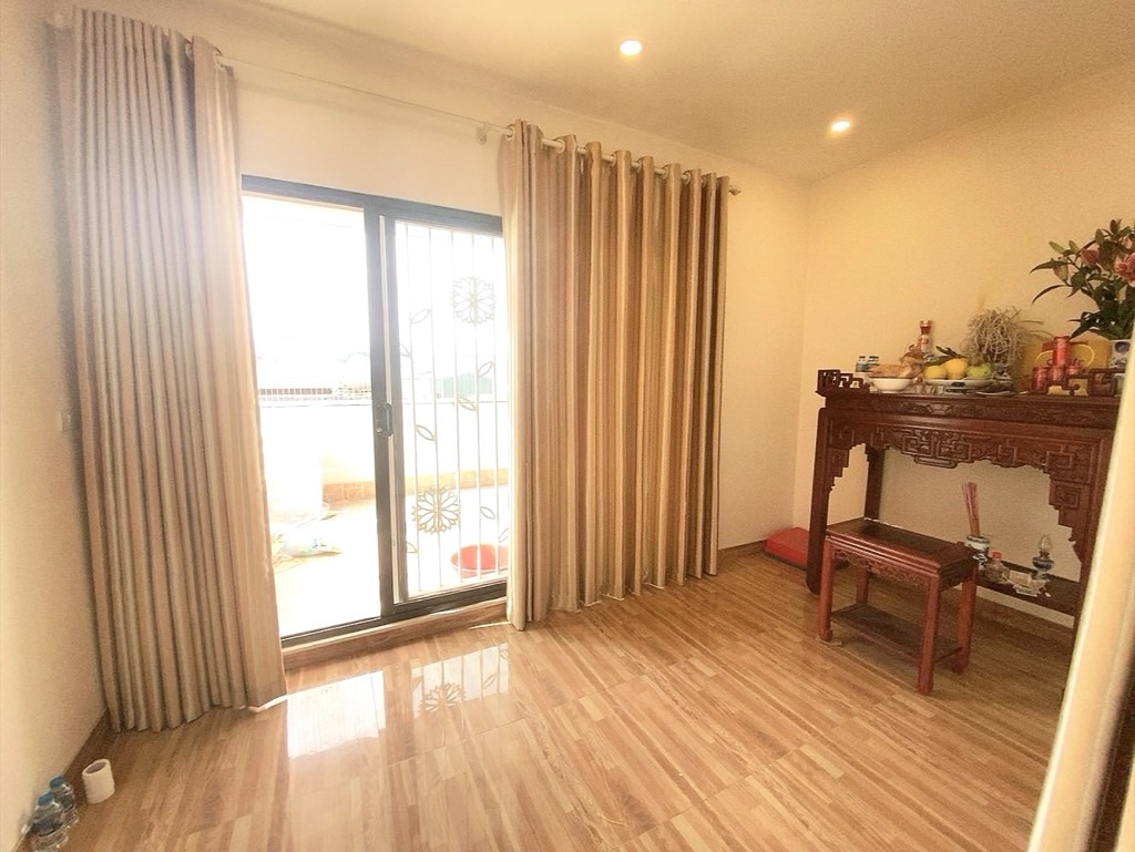 Bán nhà Thanh Lân - diện tích 60m2 4 tầng - Ô tô tránh 10m - giá 12,6 tỷ