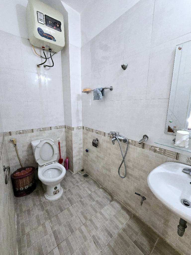 Bán nhà Vĩnh Hưng - diện tích 45m2 4 tầng - LÔ GÓC 3 MẶT THOÁNG - giá 8,2 tỷ