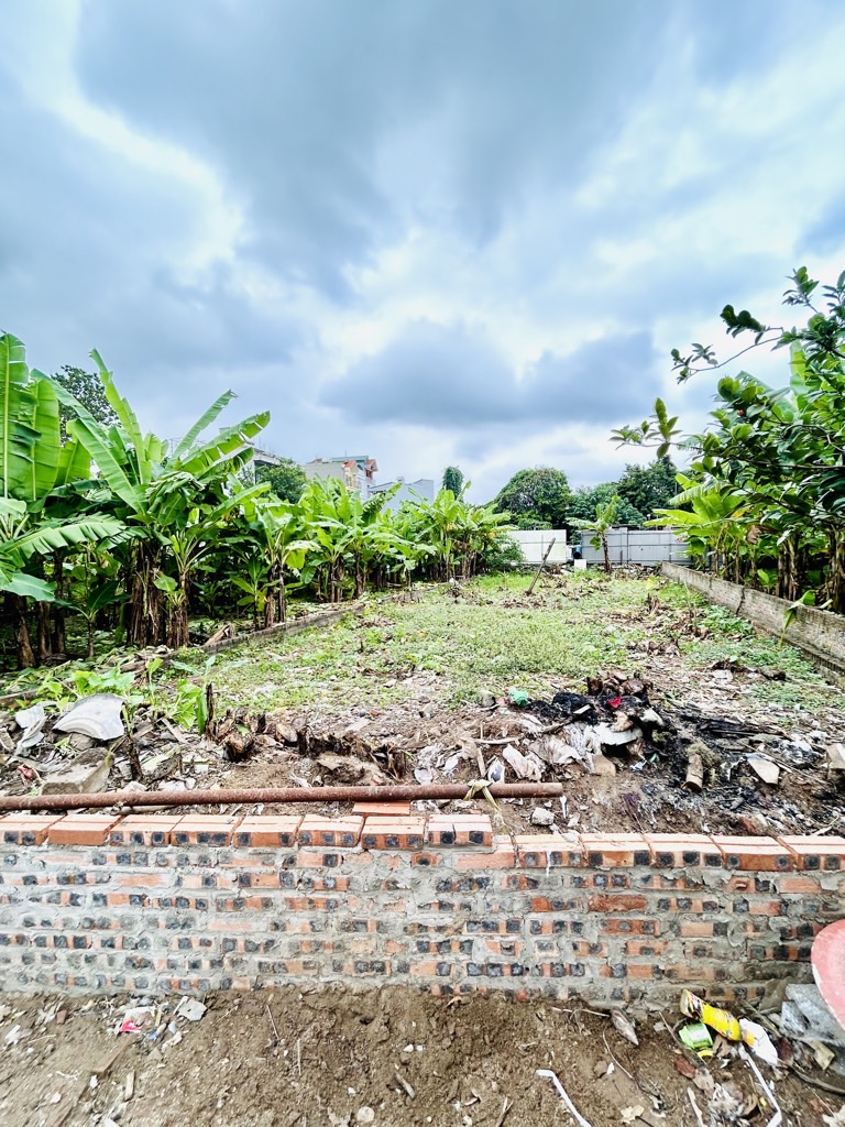 Bán nhà Nguyễn Khoái - diện tích 180m2 1 tầng - Ô TÔ - MẶT TIỀN RỘNG - giá 16,5 tỷ