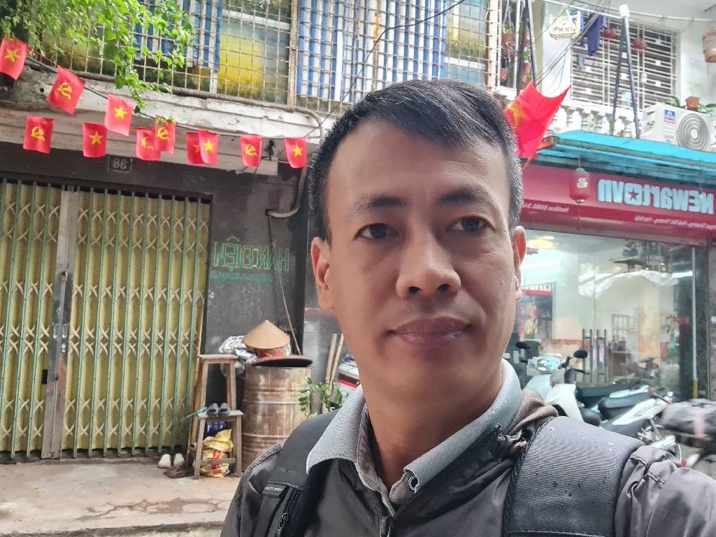 Bán nhà Bùi Ngọc Dương - diện tích 41m2 1 tầng - MẶT PHỐ - Ô TÔ TRÁNH - giá 4,8 tỷ