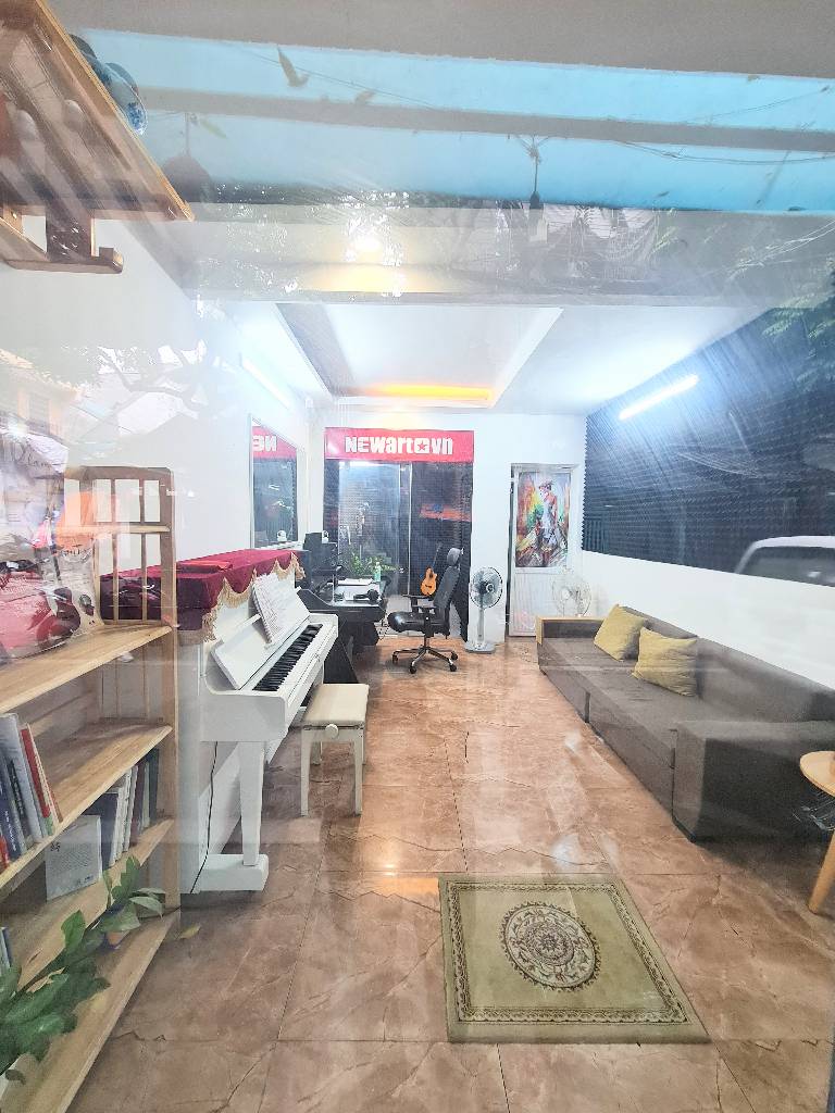 Bán nhà Bùi Ngọc Dương - diện tích 41m2 1 tầng - MẶT PHỐ - Ô TÔ TRÁNH - giá 4,8 tỷ