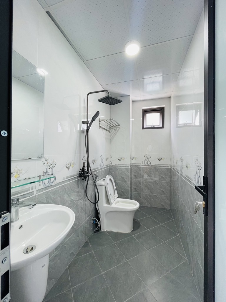 Bán nhà Thuý Lĩnh - diện tích 30m2 6 tầng - Ô tô đỗ cửa - giá 9,3 tỷ