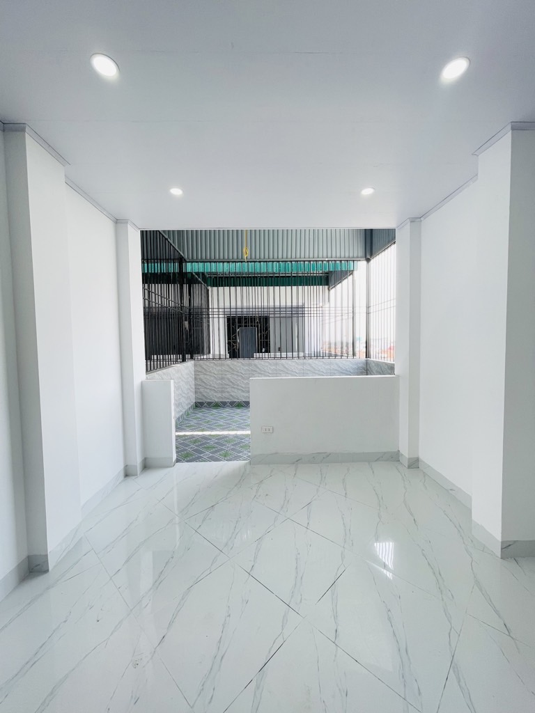 Bán nhà Thuý Lĩnh - diện tích 30m2 6 tầng - Ô tô đỗ cửa - giá 9,3 tỷ