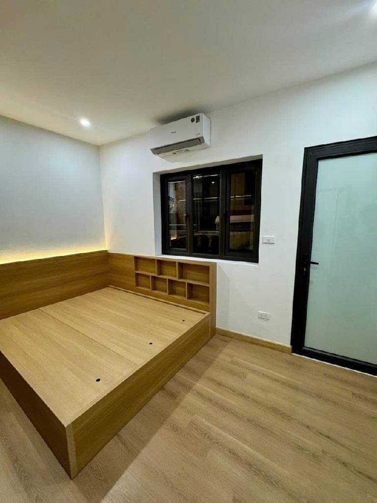 Bán nhà Trương Định - diện tích 40.4m2 3 tầng - gần ô tô - giá 8,8 tỷ