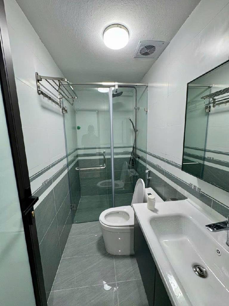 Bán nhà Trương Định - diện tích 40.4m2 3 tầng - gần ô tô - giá 8,8 tỷ