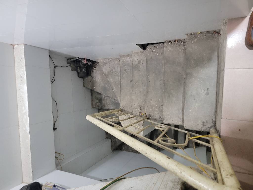 Bán nhà Ngõ Chợ Khâm Thiên - diện tích 47m2 3 tầng - Sổ đỏ chính chủ - giá 8,3 tỷ